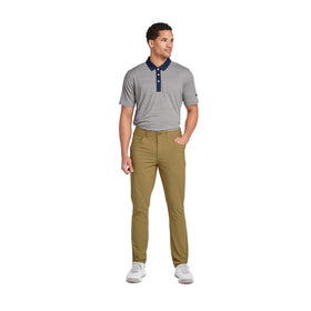 PUMA 101 pant hydromesh pocket bags demonstrate secure storage during play.