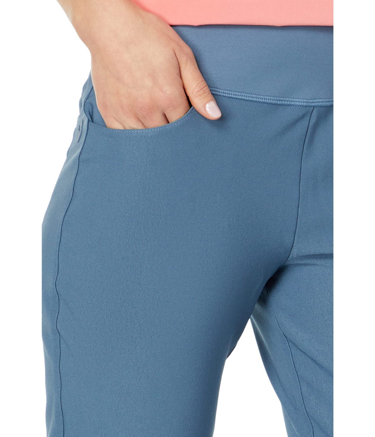 PUMA Golf PWRSHAPE pant Evening Sky on-tee pose, inner short support during swings