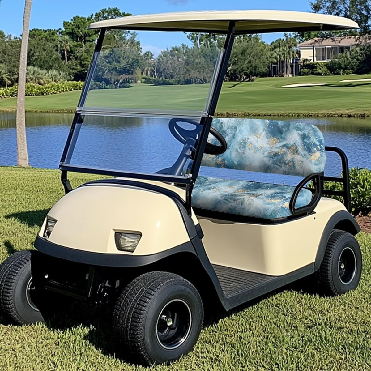 Rarucativ seat cover for EZGO/Club Car enables quick, tool-free installation.