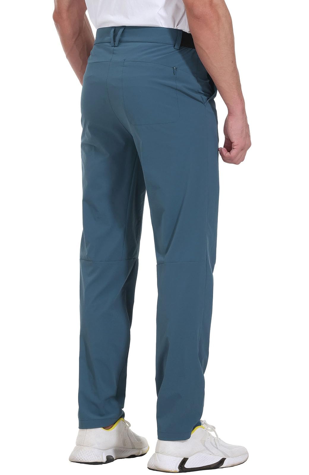 Rdruko golf pants illustrating water resistance for light rain or splashes.