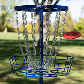 Remix Deluxe 24-Chain Basket in yard setup demonstrates easy, tool-free assembly for practice.