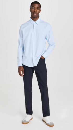 Rhone Momentum Golf Pants back pocket view illustrating classic storage options.