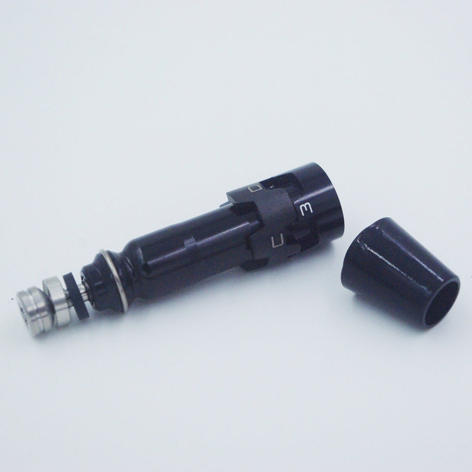 Ronsit adapter sleeve on Titleist 915/913/910 D2 D3 drivers for secure fit.