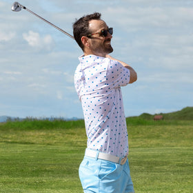 Royal & Awesome 3-in-1 golf tool on shorts for quick setup on the course.