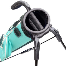 RUTHNISSI golf stand bag padded-strap improves comfort during longer carries.