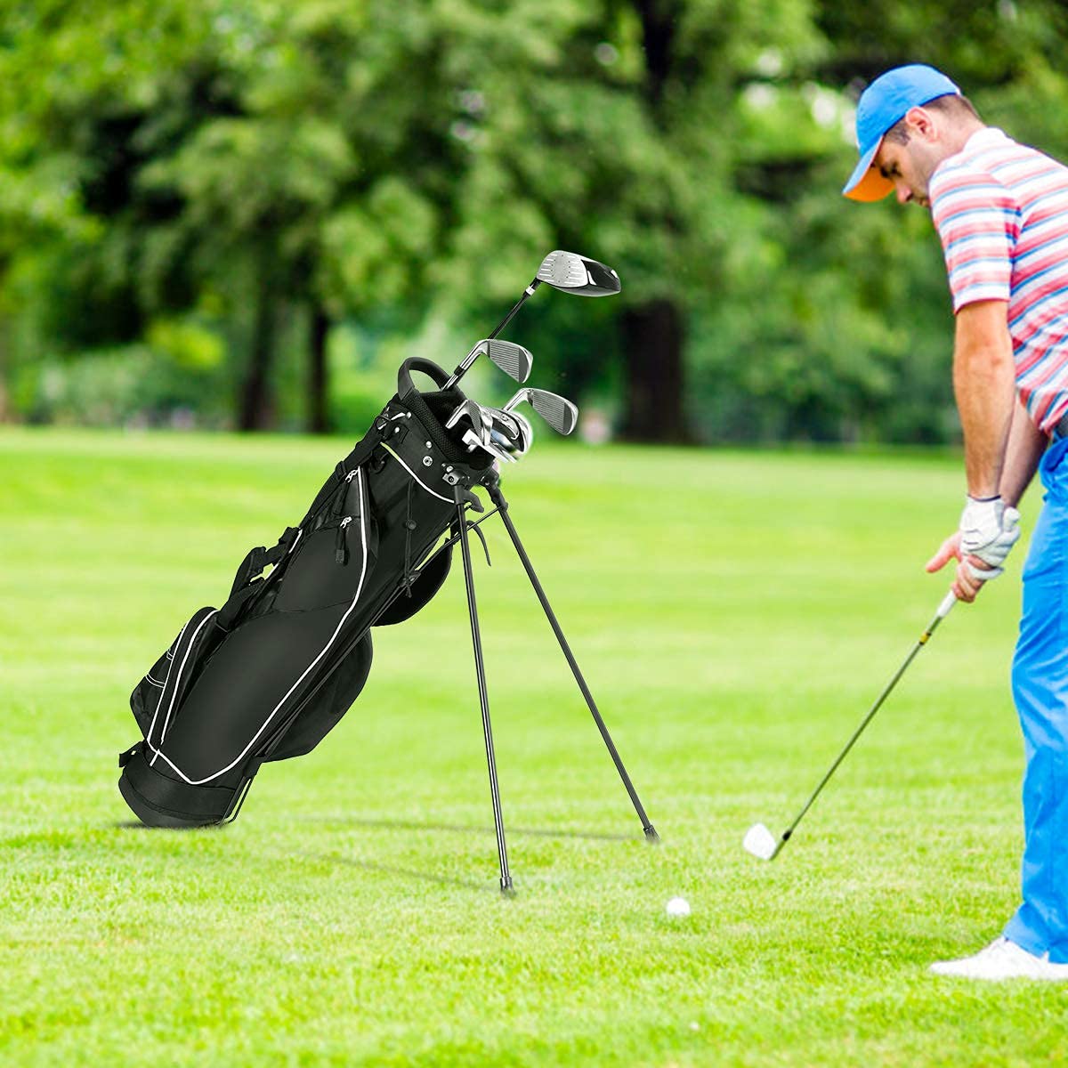 Stable base of Salches golf stand bag on varied surfaces