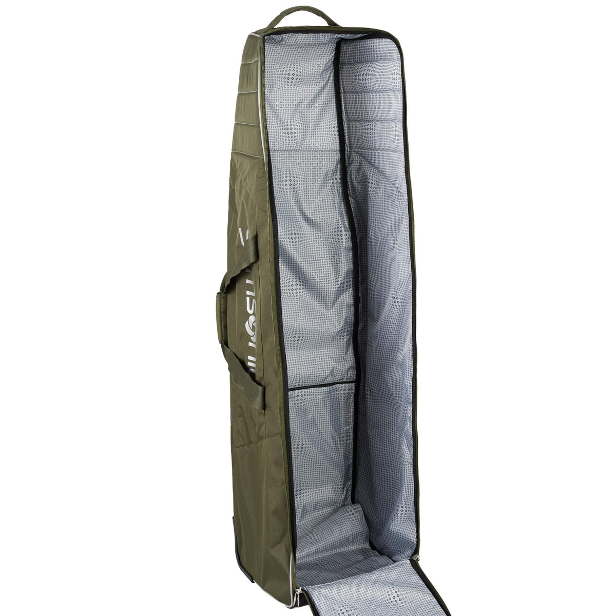 Interior padding in the Samsonite golf travel bag protects clubs during transit