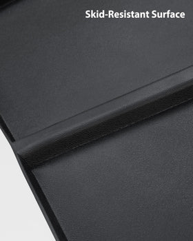 SAUTVS liner with skid-resistant pattern keeps golf bags stable during transport.