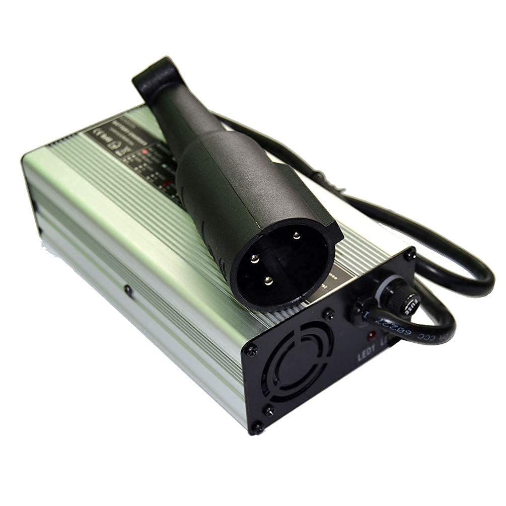 ScaAuto compact, lightweight charger ideal for storage and travel.