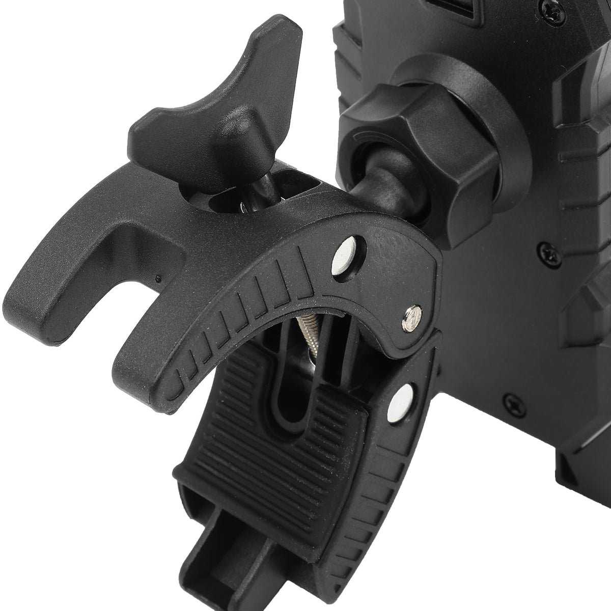 SCITOO stable phone grip reduces movement on uneven terrain