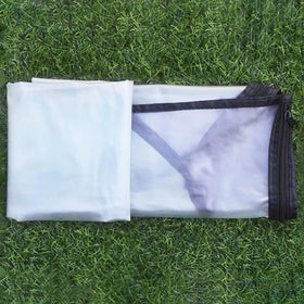Scott Edward foldable, lightweight cover folds compactly for easy travel and storage.