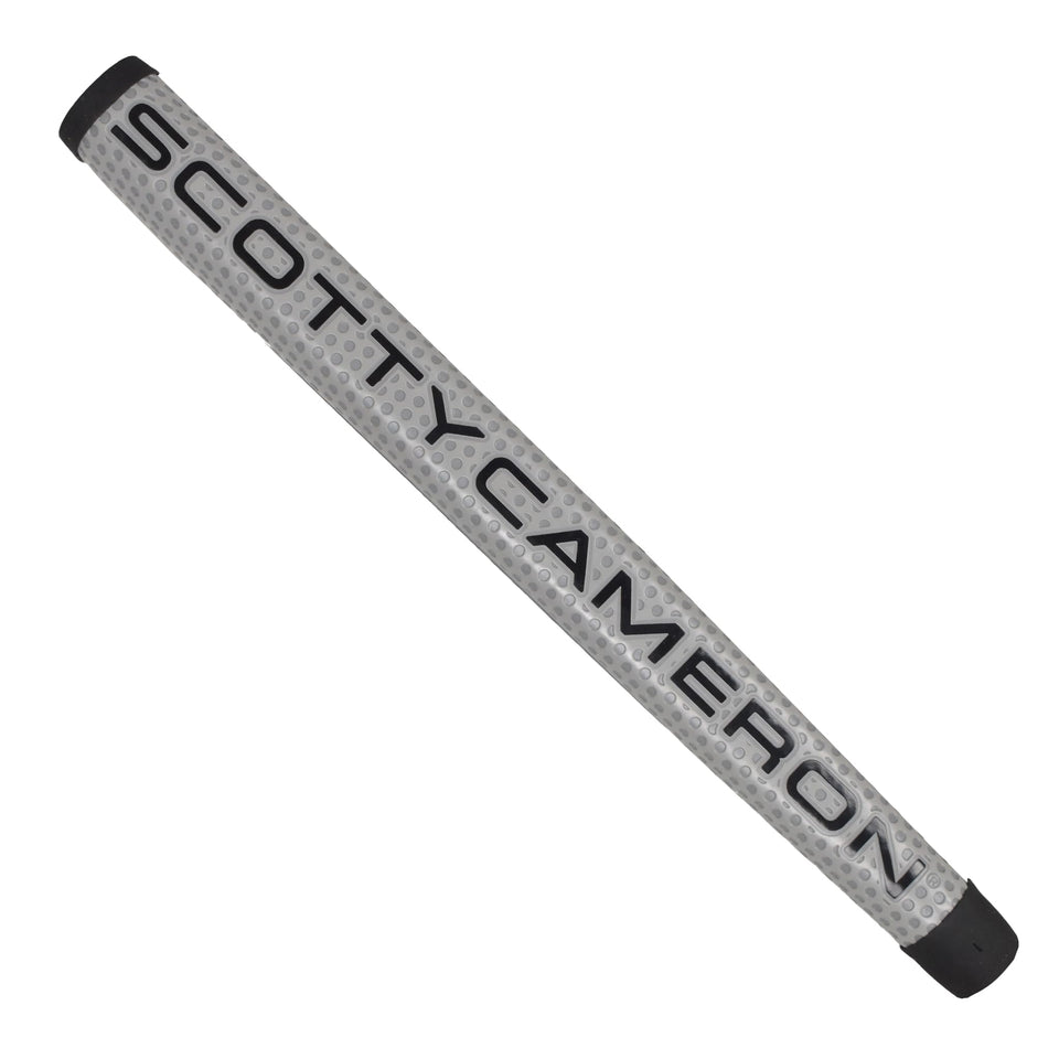 Scotty Cameron Winn Matador standard grip improves control and relaxed pressure during putting.