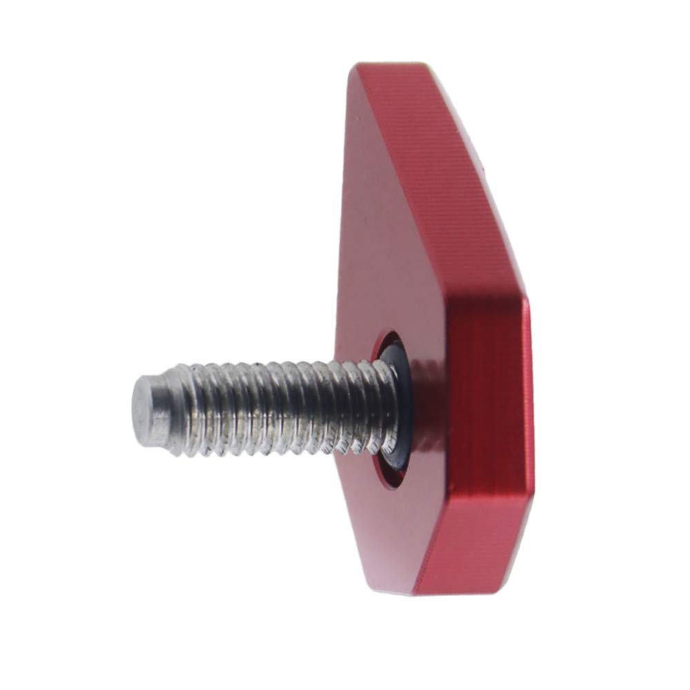 SEACLOUD Cobra King F9 red 8g weight in hand for on-the-go adjustments.