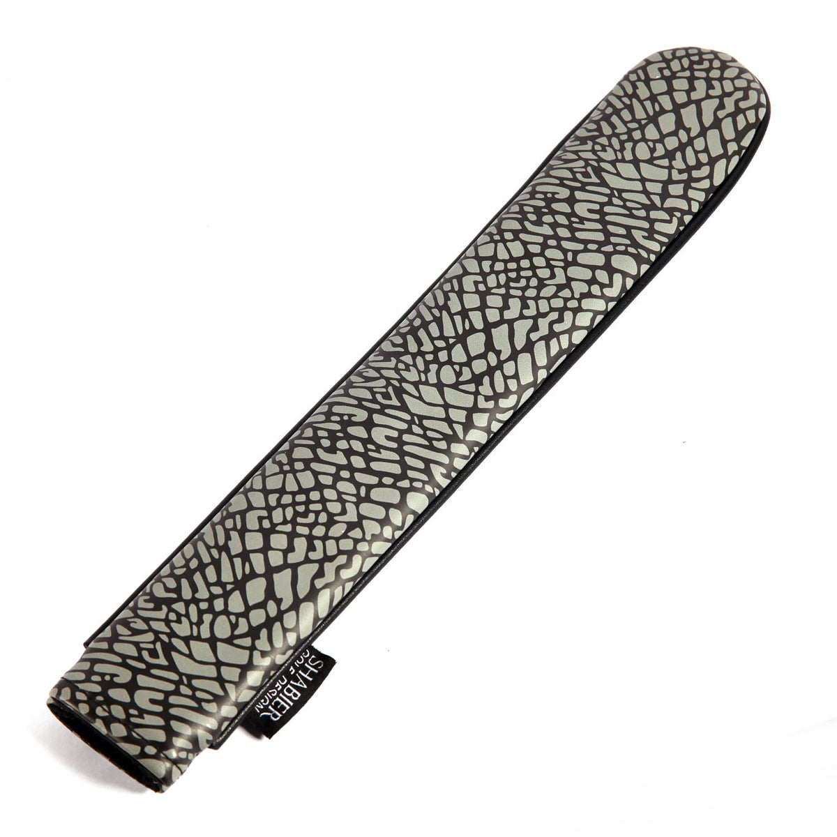 Easy-on-off SHABIER design for quick access to your alignment stick.