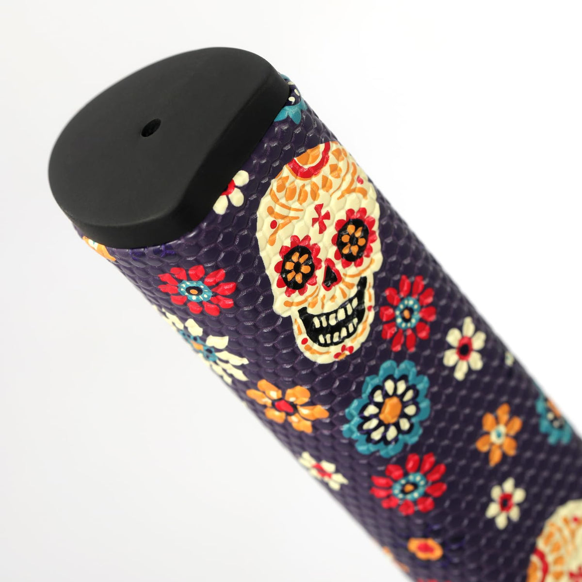 SHABIER waterproof leather keeps grip looking new and easy to clean