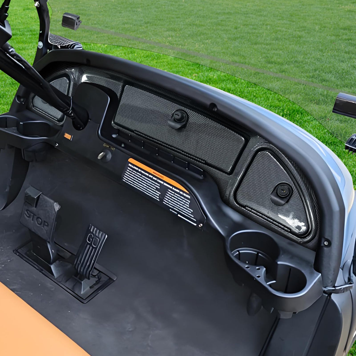 Shu-Ran Onward dash kit installation is quick and simple.