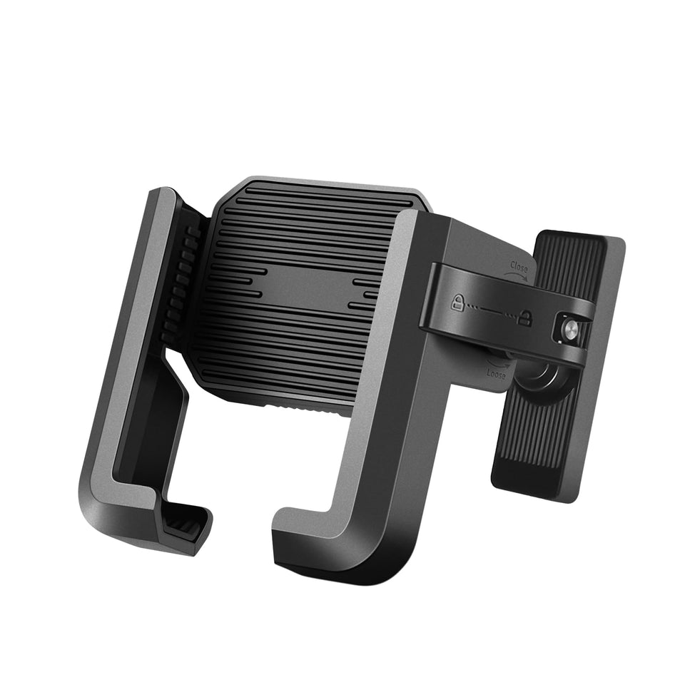 Shu-Ran magnet base secures the phone on golf cart