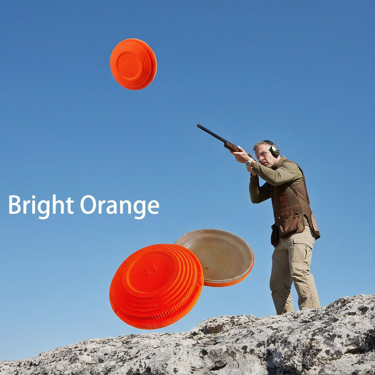 SIMPLEFINE skeet and trap targets in high-visibility orange improve shot alignment on any range backdrop.