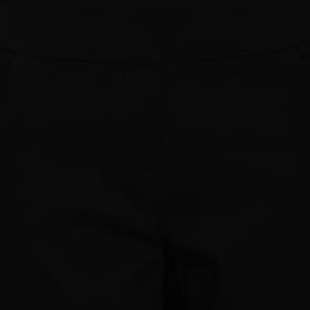 SLIM-SATION dolphin-hem crop pants offer comfortable, versatile wear from course to casual