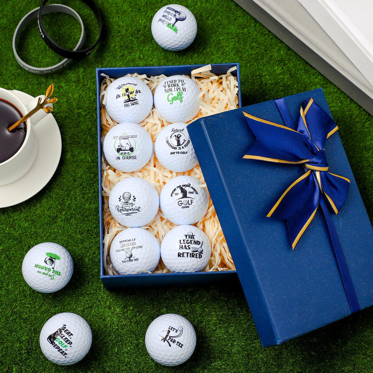 Sonwyoung gifts for golf-loving friends who enjoy a good laugh.