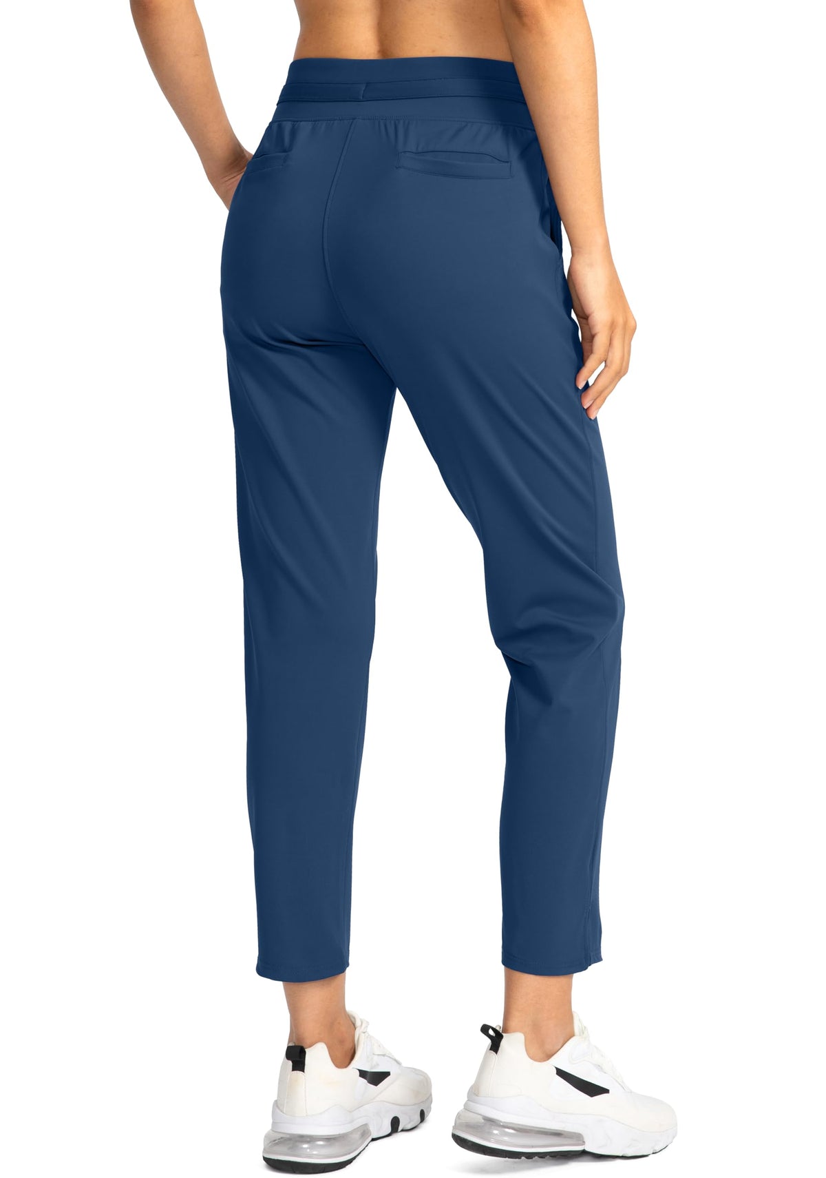 Soothfeel breathable stretch fabric keeps you dry during activity