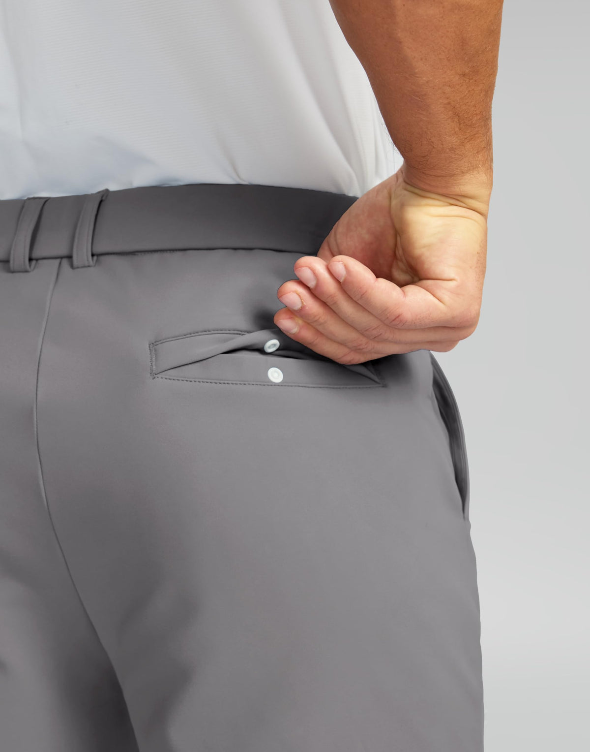Soothfeel four-pocket design keeps essentials secure during activity.