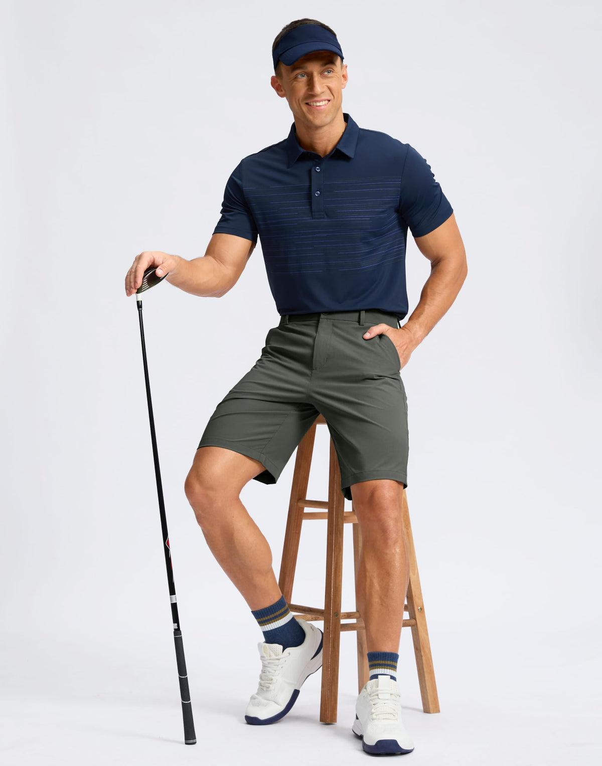 Soothfeel men's golf shorts pockets detail, 3-pocket design keeps essentials close.