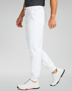 Soothfeel slim-fit golf joggers provide a sleek look with full range of motion