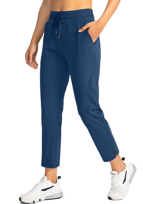 Soothfeel women's pants with four pockets, ideal for storing phone and keys during travel.