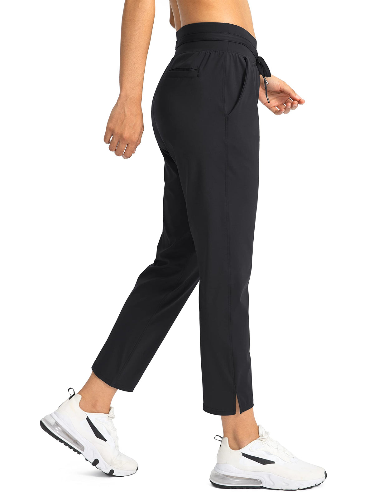 Soothfeel 7/8 stretch pants highlight flexible movement for golf, travel, and workouts