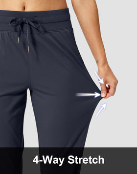 Soothfeel back pockets design shown for cards or gloves storage.