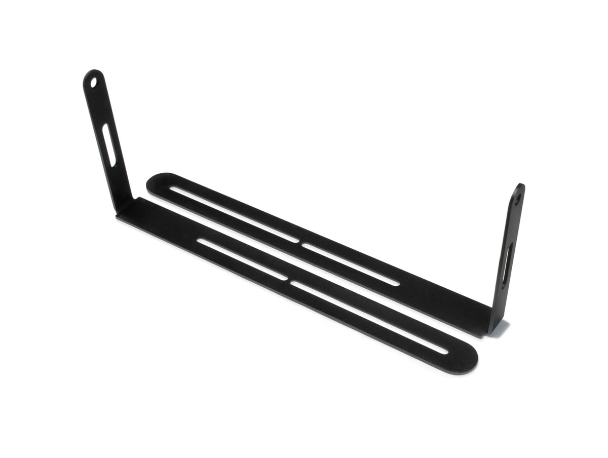 SoundExtreme SE V5 L-bracket installation angle highlights quick-fit hardware.