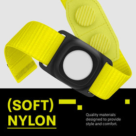 Spigen MAG-iT exposed button access enables quick use.