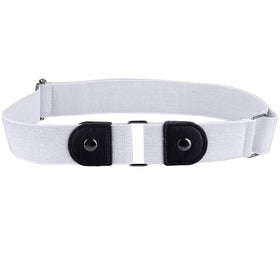 Sportmusies belt worn with jeans for a buckle-free, clean silhouette