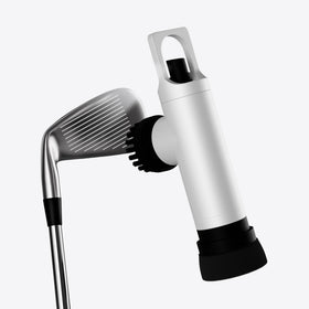 Sprush built-in spray bottle ready to pre-wet club faces before cleaning