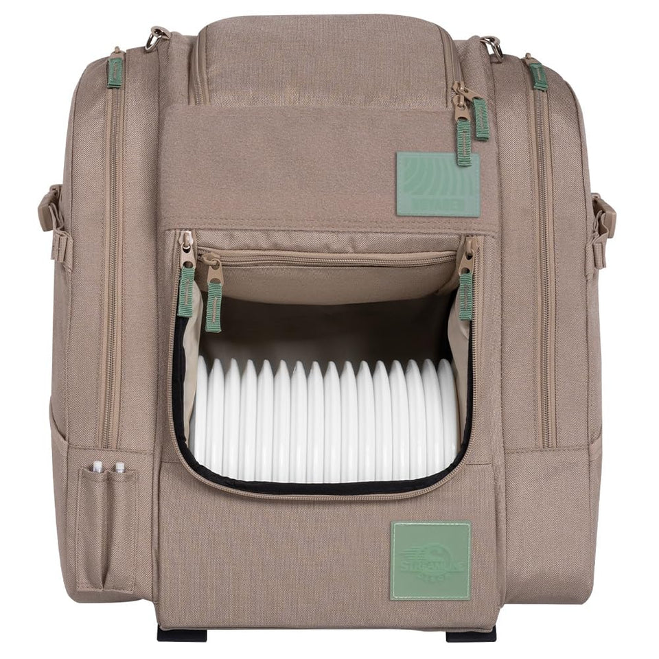 Streamline Discs Voyager backpack front view highlighting compact, accessible on-course design