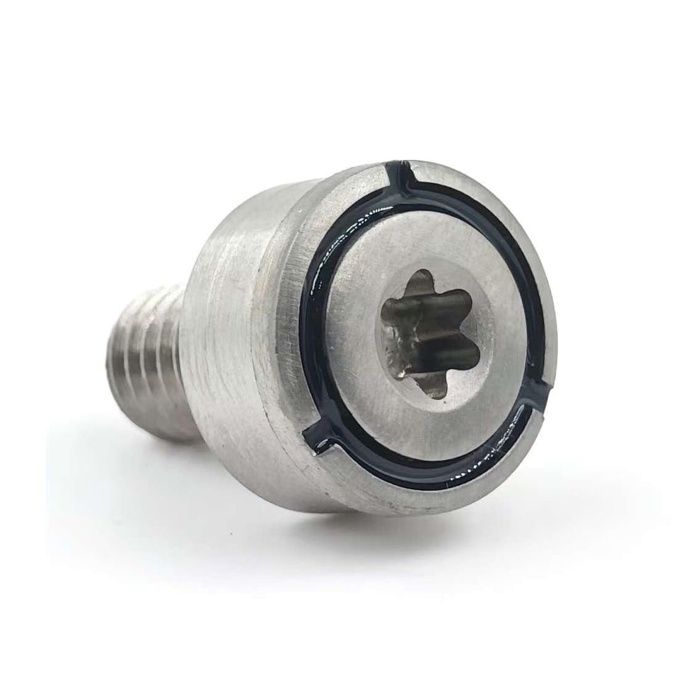 STUDIO CRAFTED golf weight screw for Callaway Epic and Rogue drivers enhances customization.