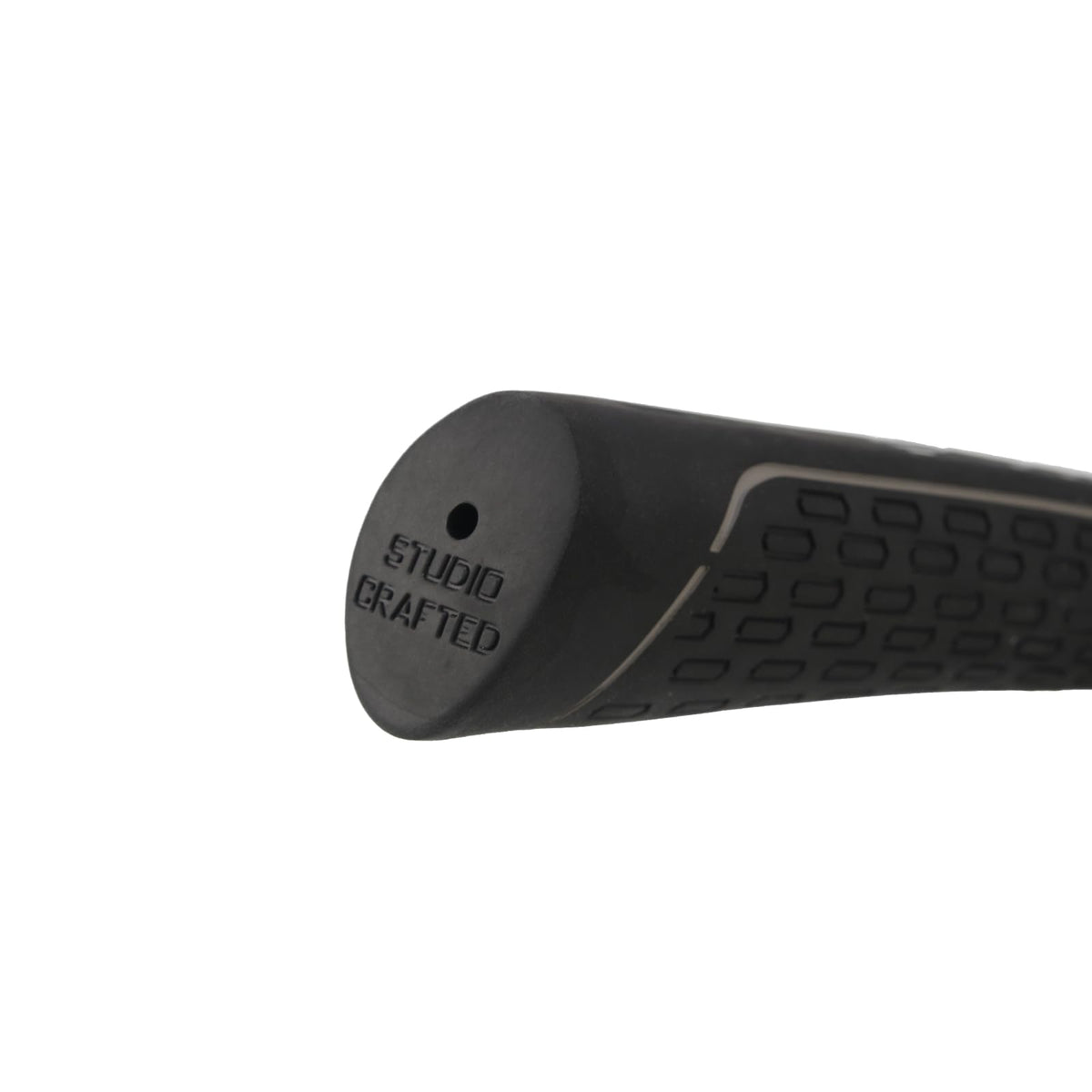 Studio Crafted Max Contact Putter Grip packaging shows ready-to-use, clean installation for golfers.