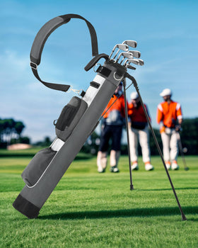 Sturdum Golf bag holds 6 to 8 clubs for Par 3 rounds