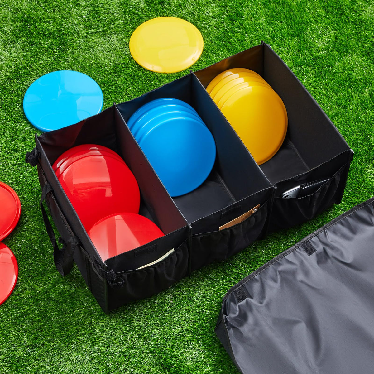 Sunnymove disc golf bag ten side pockets keep discs and gear organized.