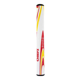 SuperStroke NFL Chiefs Mid Slim 2.0 grip in hand shows balanced weight for timing.