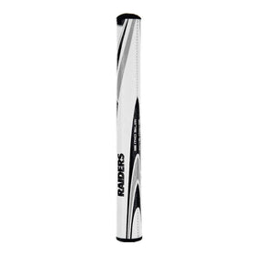SuperStroke foam-core profile reduces grip weight for smoother balance during the putting stroke