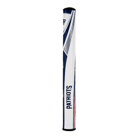 No Taper Technology provides even grip pressure for a stable putter path.