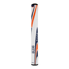 Grip helps keep the putter face squared for a consistent stroke.