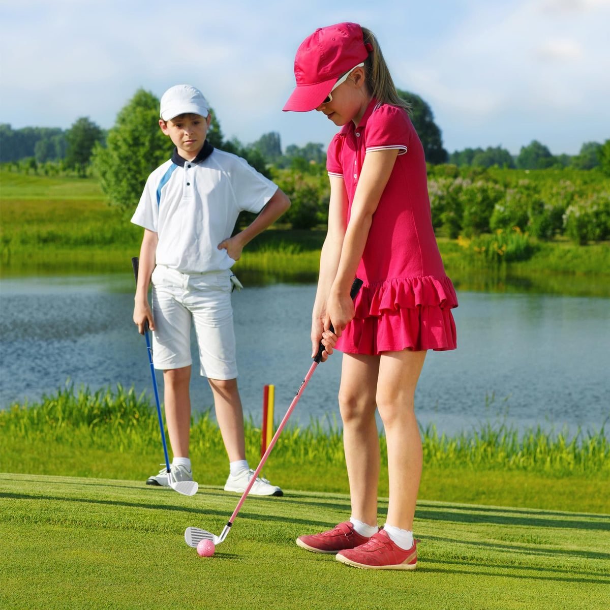Tangkula Junior 7-iron gift packaging for budding players.