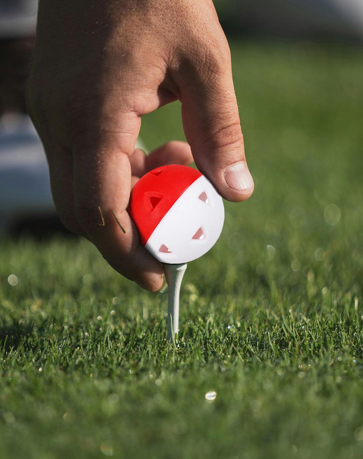 Tarutaru indoor-simulator friendly ball suits compact spaces for quick drills.