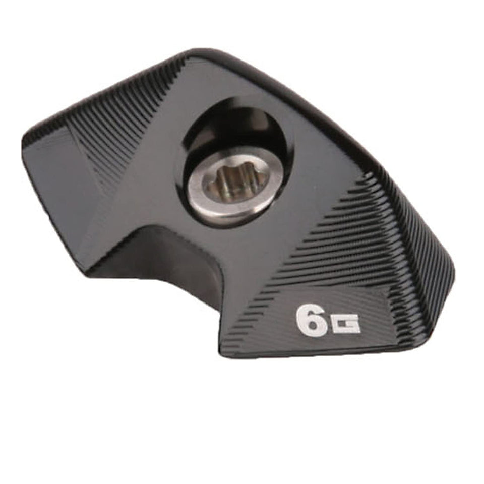 Taylormade SIM2 6g weight close-up for precise tuning