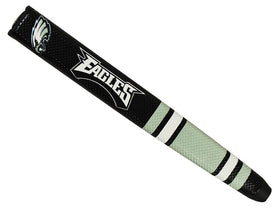 Team Golf Eagles grip demonstrates strong magnet keeping the marker secure during play.