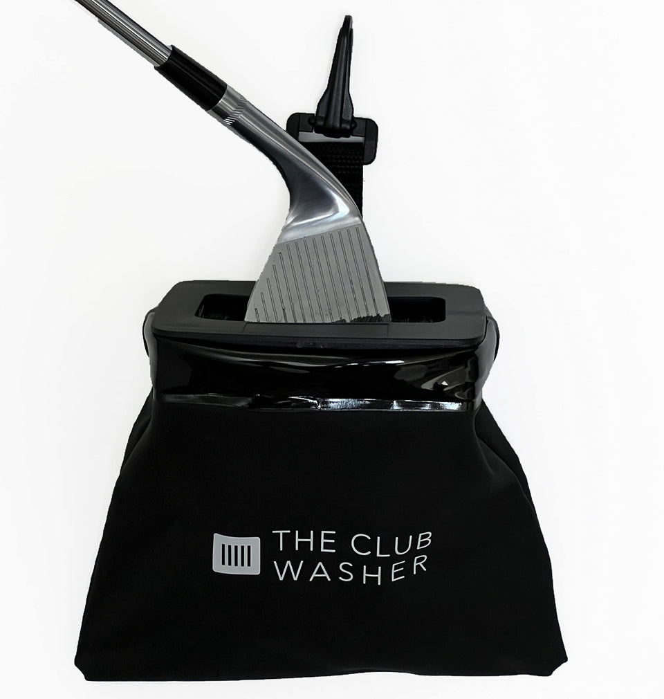 The Club Washer golf club wash bag cleans clubs quickly on the course