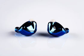 THE FRAGRANT ZITHER TFZ Exclusive 5 001 Blue front view for immersive daily listening.